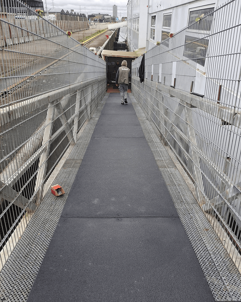 GripFactory PolyGrip Plates - Anti-Slip Solution on steel grids