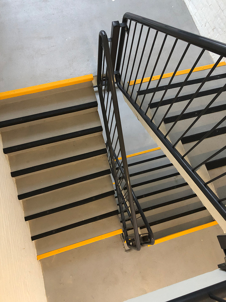 gripfactory_GRIPtreads_anti-slip-stair-nosings_project_0023a