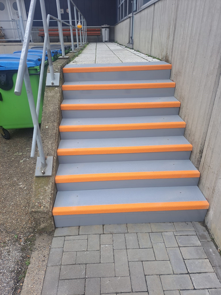gripfactory_GRIPtreads_anti-slip-stair-treads_project_0029
