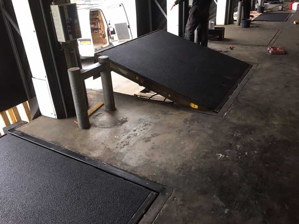 GripFactory PolyGrip Anti-Slip Plates - loading bridge